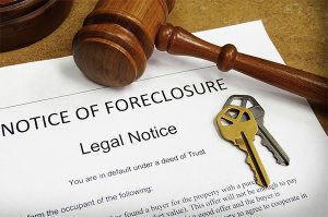 Foreclosures fell steeply in Q1