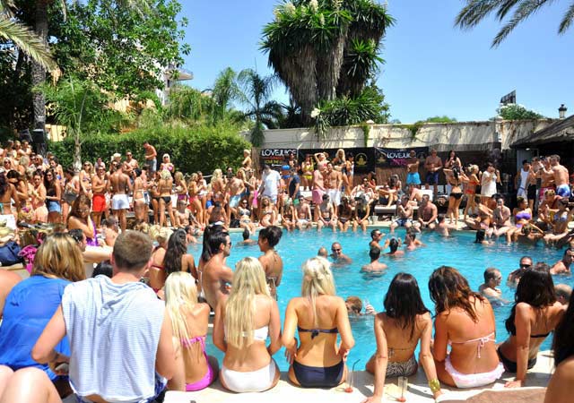 Tourists are flocking to Marbella, as always!