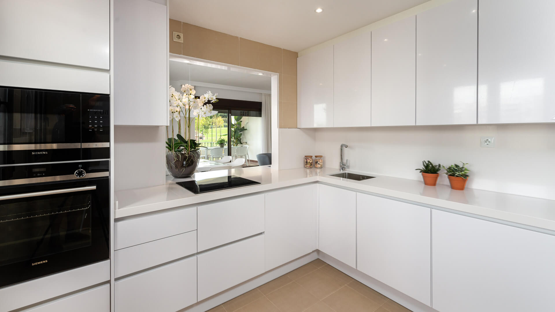 Azata Golf Villas - Villa For Sale - Estepona