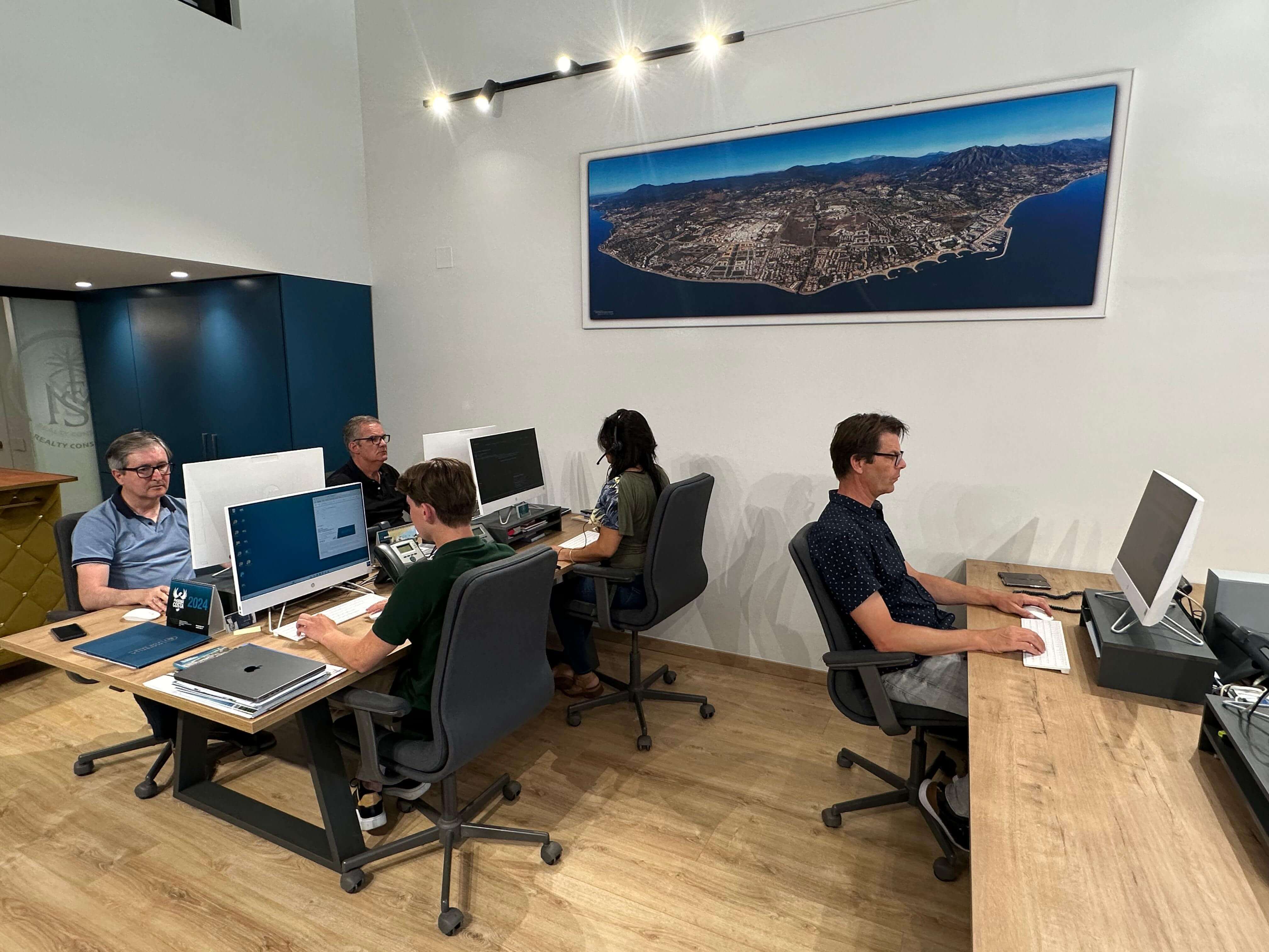 Marbella For Sale Office, Puerto Banus
